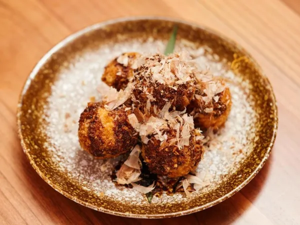 Takoyaki mit Katsuobushi